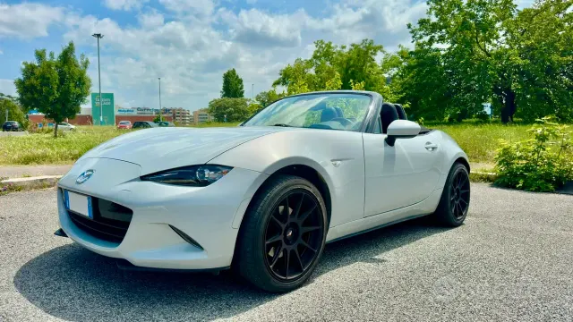 Mazda MX-5 4ª serie