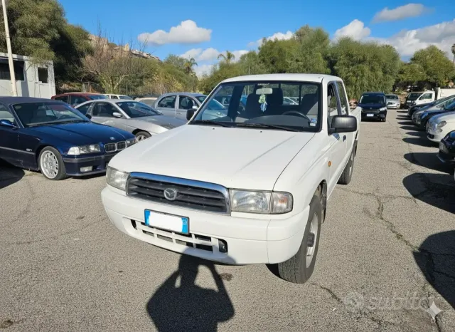 Mazda B-2500