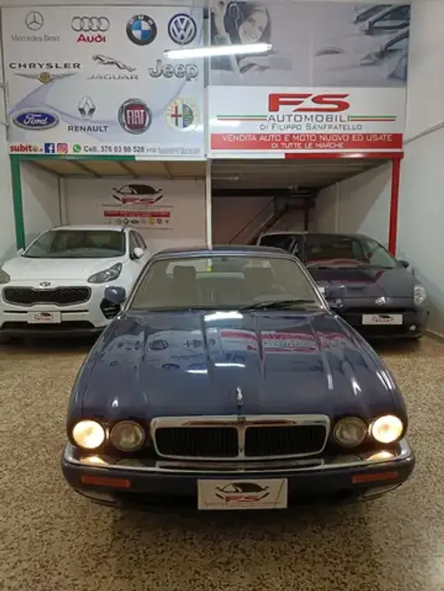 Jaguar XJ6