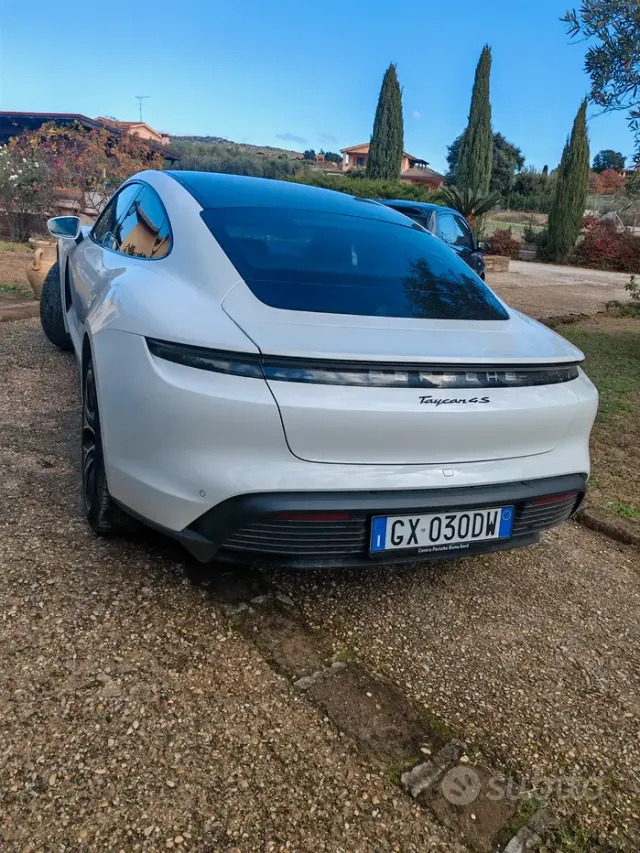 Porsche Taycan