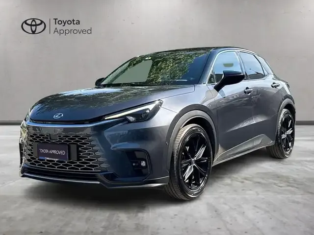 Lexus LBX