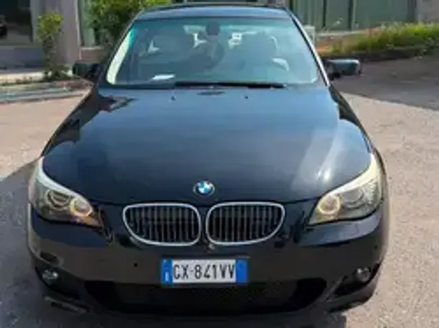 BMW 525