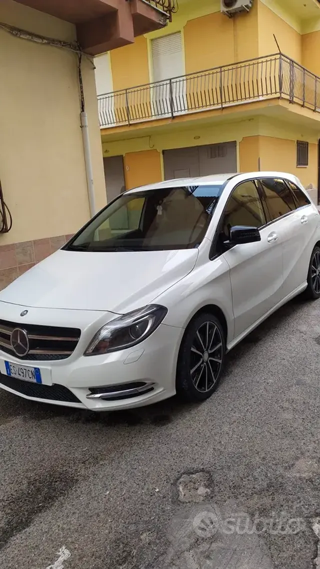 Mercedes-Benz Classe B (W247)