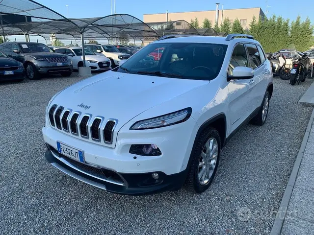 Jeep Cherokee 4ªs. 14-18