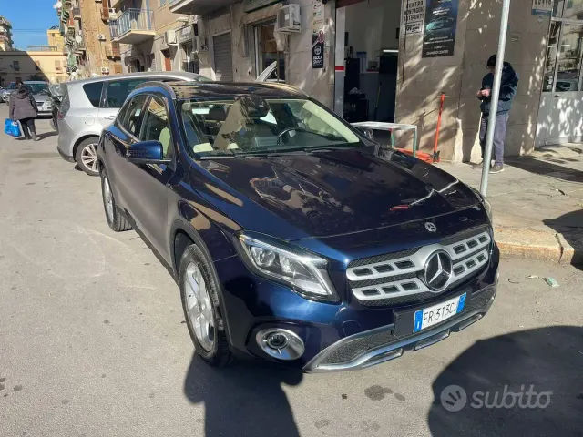 Mercedes-Benz GLA (X156)