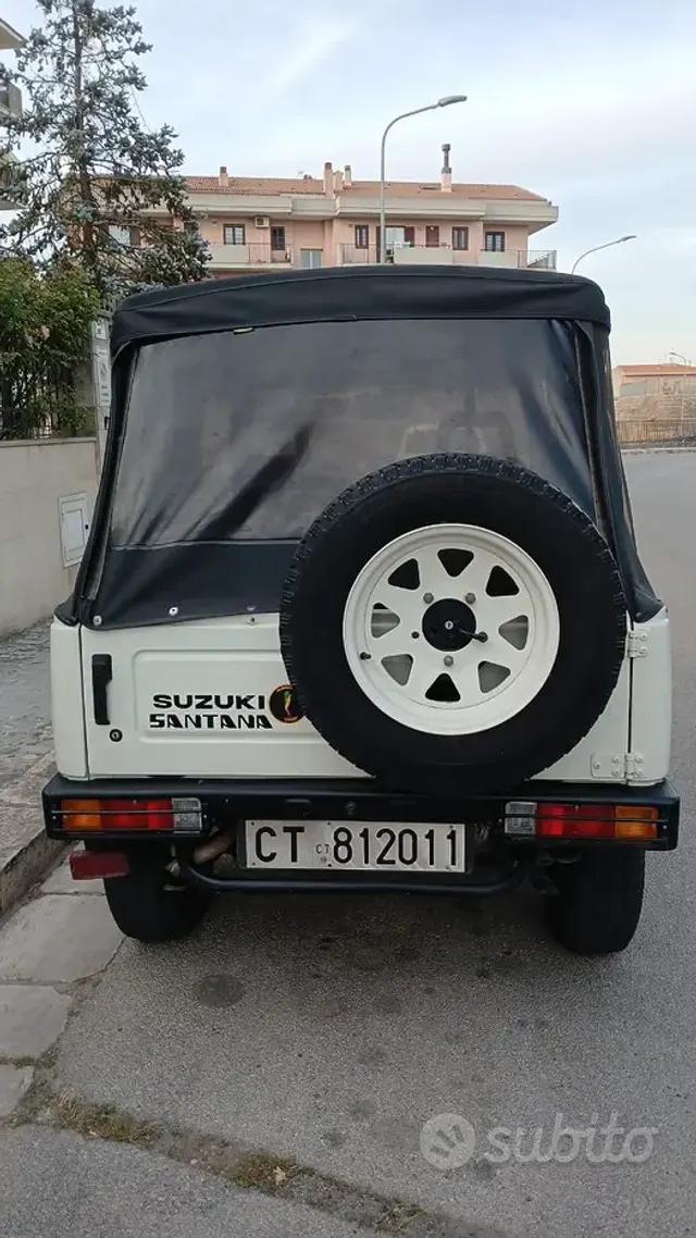 Suzuki Samurai