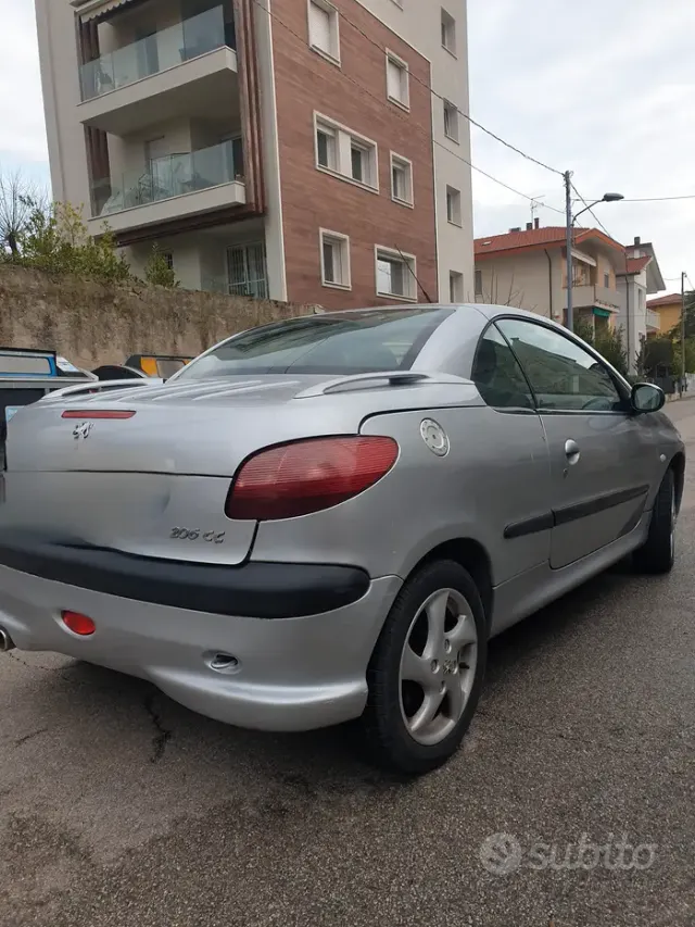 Peugeot 206