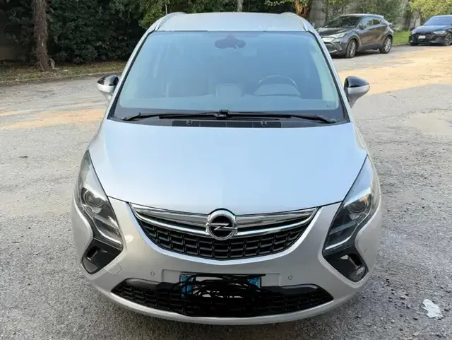 Opel Zafira Tourer