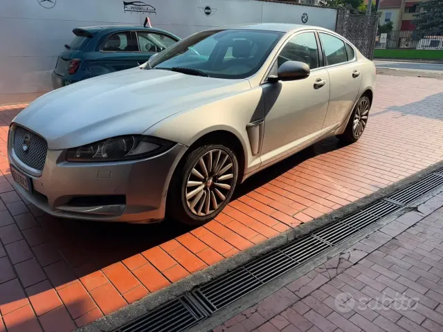 Jaguar XF 1ª serie (X250)