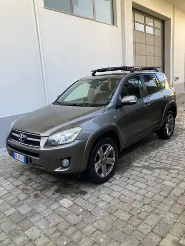 Toyota RAV 4