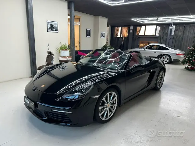 Porsche 718