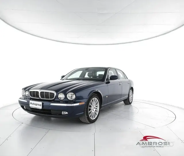 Jaguar XJ (X351)