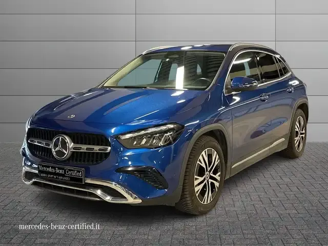 Mercedes-Benz GLA 180
