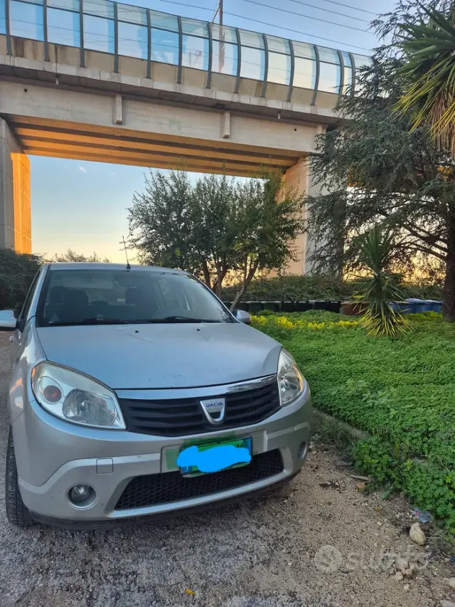 Dacia Sandero 1ª serie