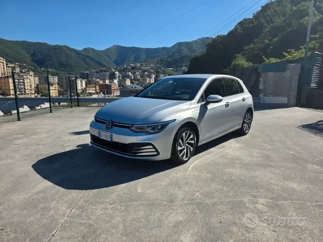 Volkswagen Golf 8ª serie
