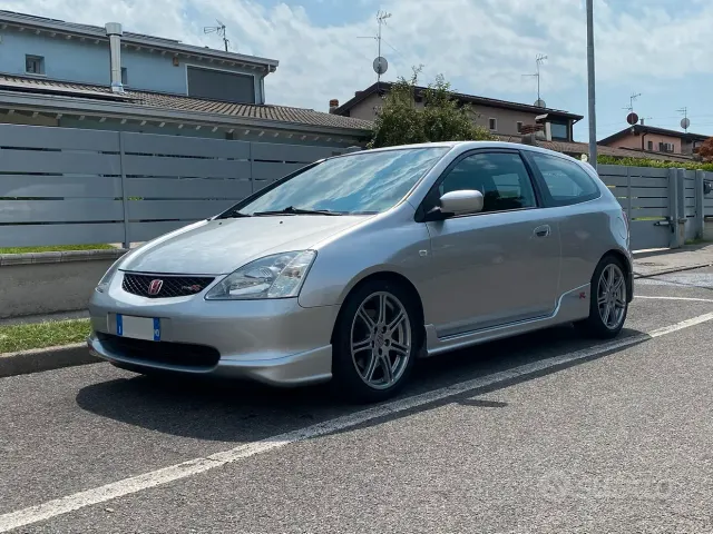 Honda Civic 7ª serie
