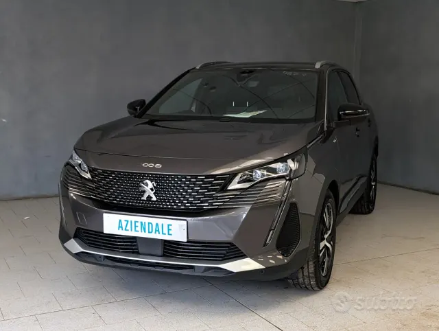 Peugeot e-3008