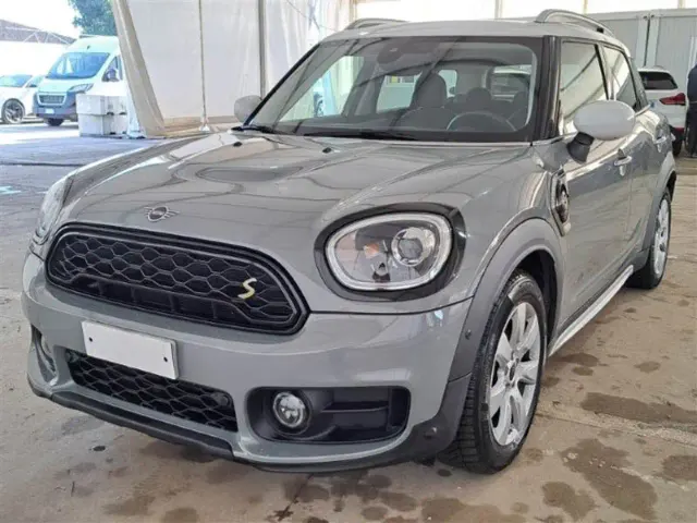 MINI Cooper SE Countryman