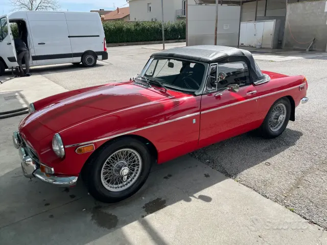 MG Altro modello