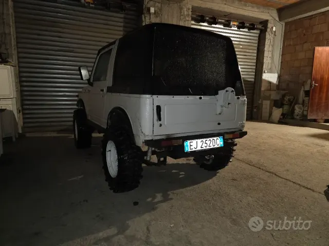 Suzuki SJ400/Samurai