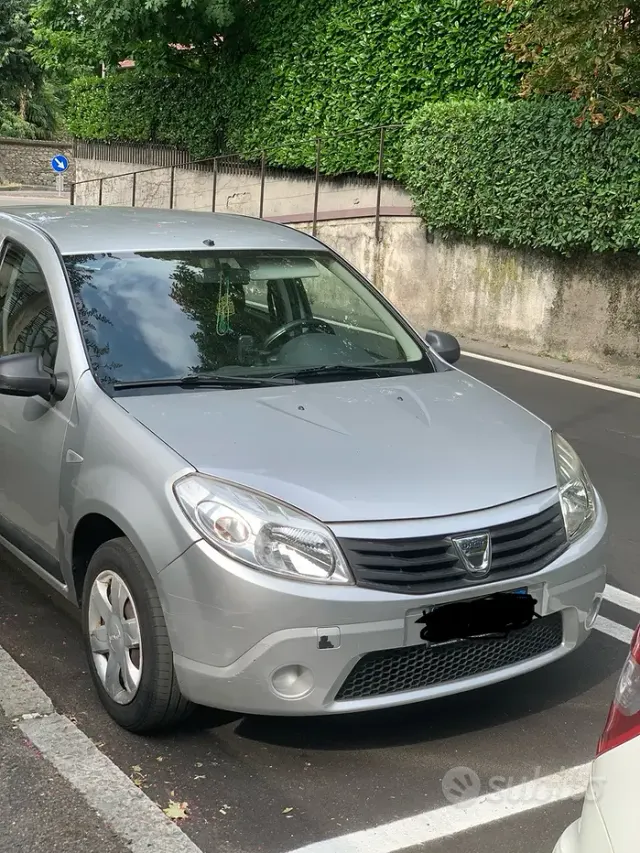 Dacia Sandero 1ª serie