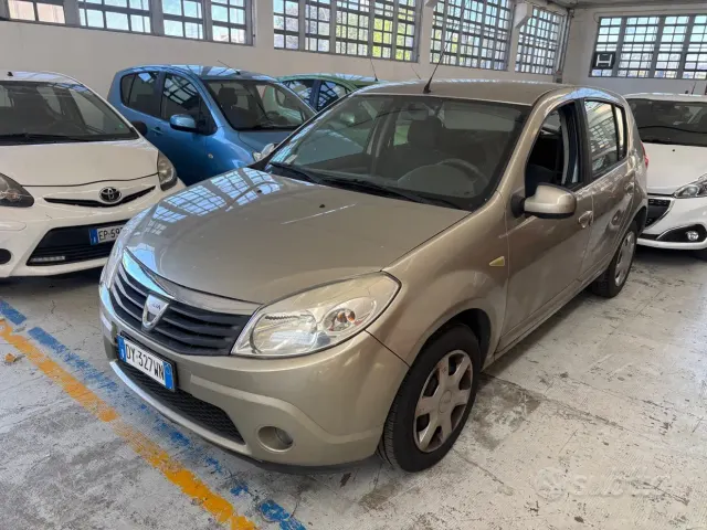 Dacia Sandero 1ª serie