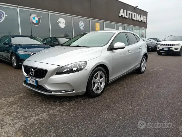 Volvo V40 (2012-2020)