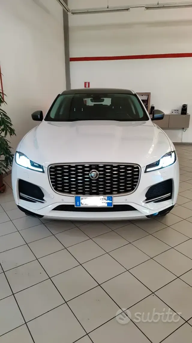 Jaguar F-Pace (X761)