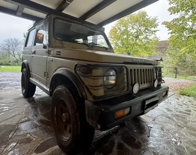 Suzuki SJ 410