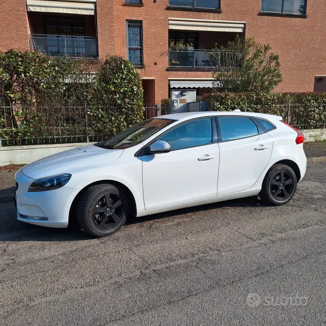 Volvo V40 CC (2012-2020)