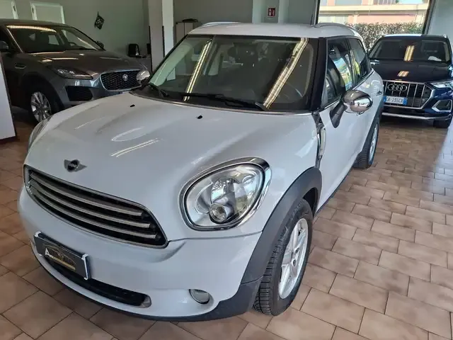 MINI One D Countryman