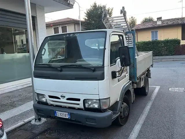 Nissan Cabstar