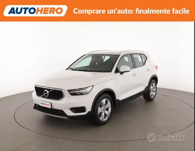 Volvo XC40 (2017-->)
