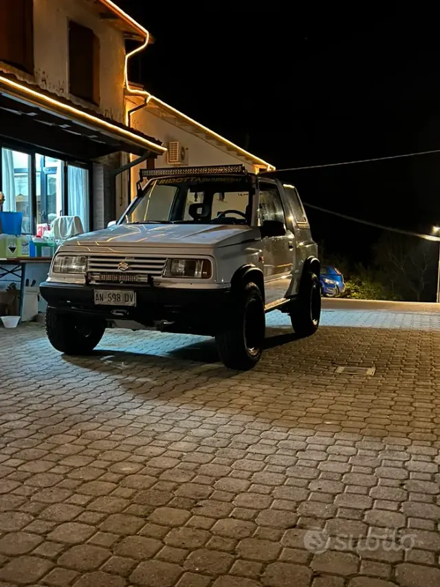 Suzuki Vitara/Sidekick