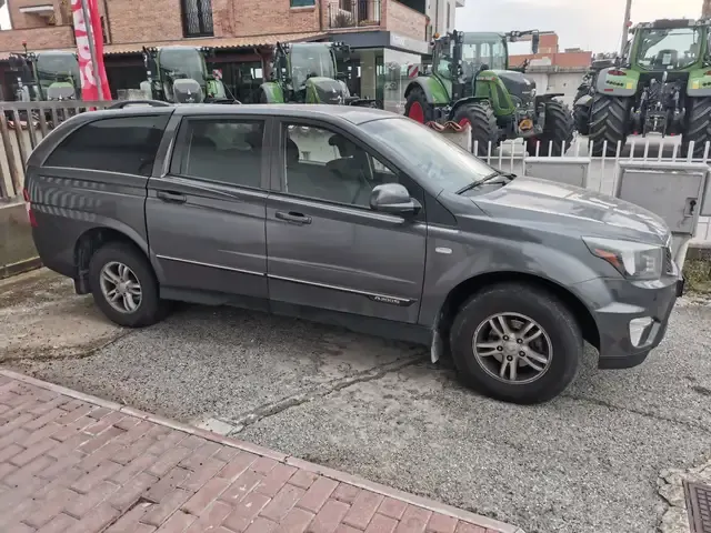 SsangYong Actyon