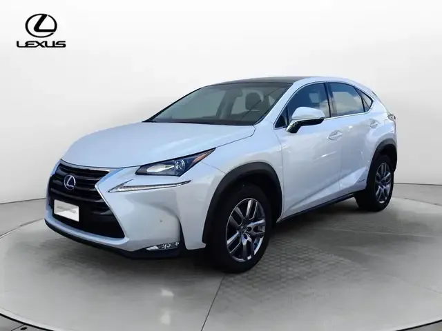 Lexus NX 300