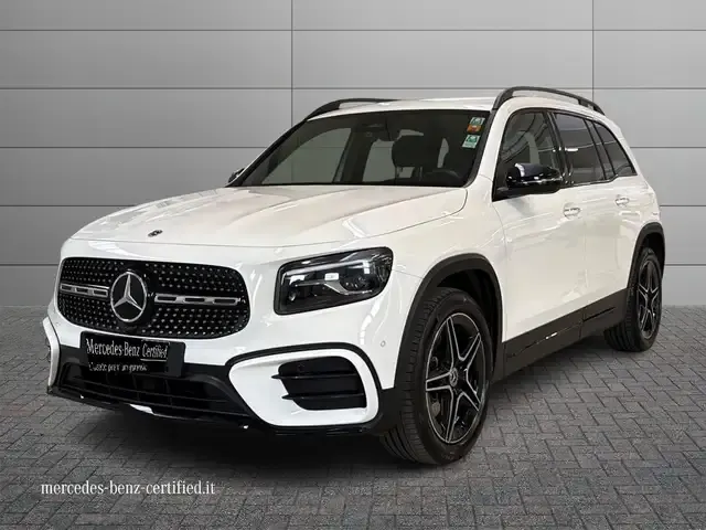 Mercedes-Benz GLB 180