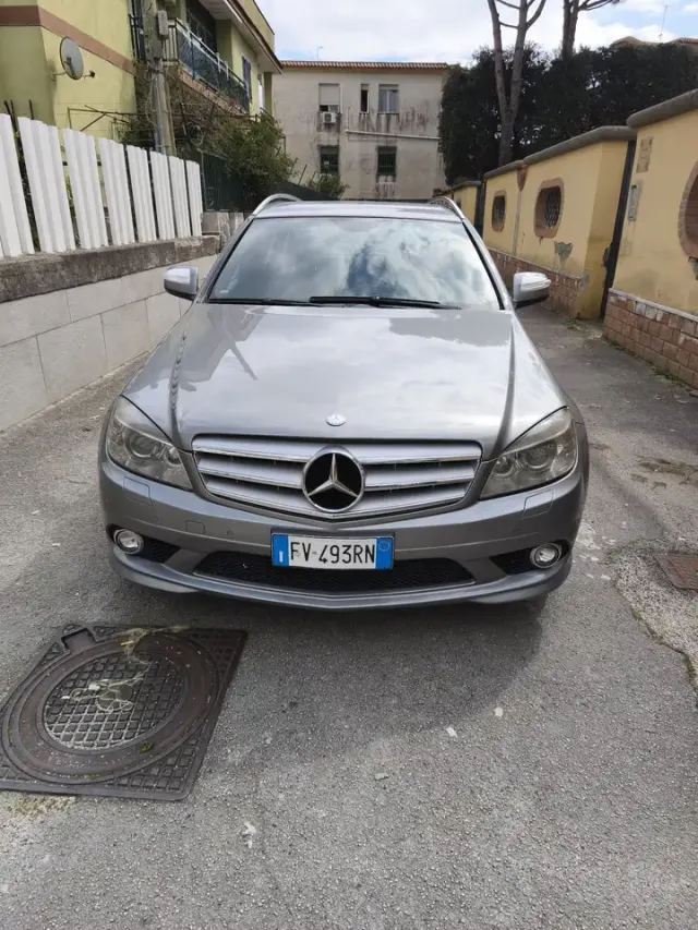 Mercedes-Benz C 220
