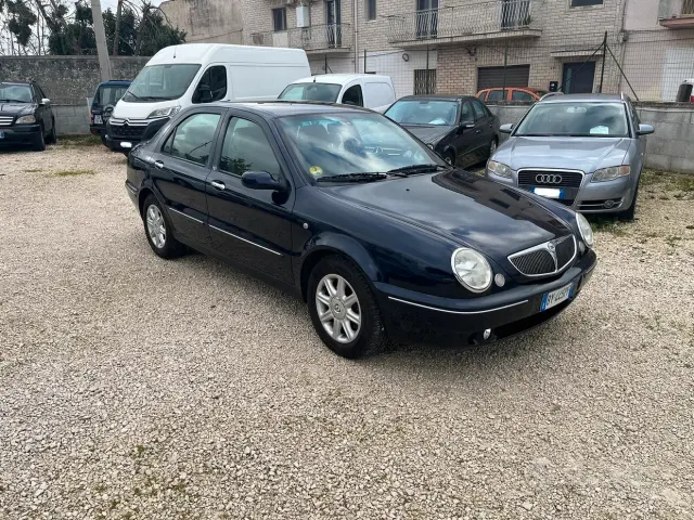Lancia Lybra