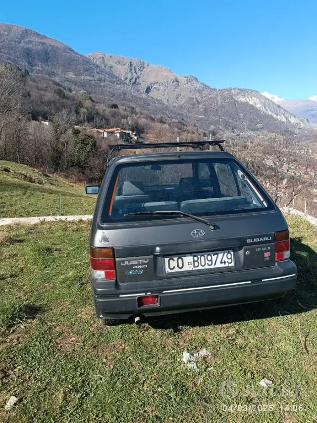 Subaru Justy 1ª serie