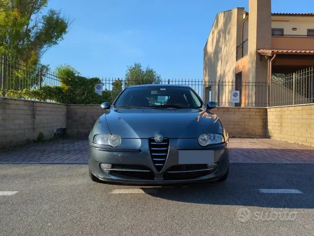Alfa Romeo 147