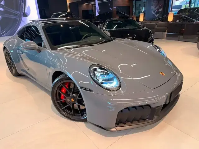 Porsche 992