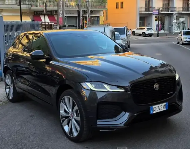 Jaguar F-Pace