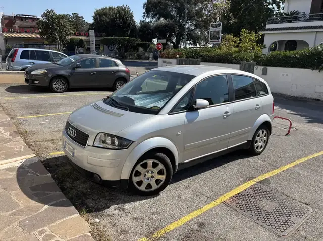 Audi A2