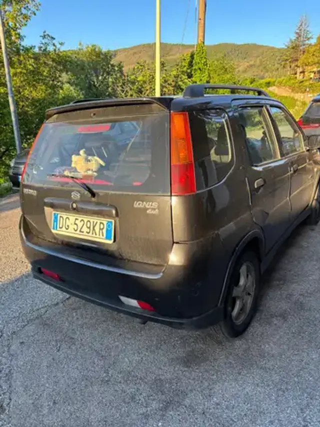 Suzuki Ignis