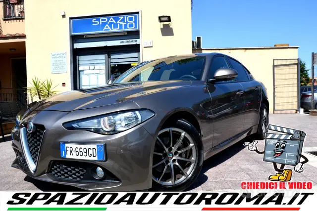 Alfa Romeo Giulia (2016)