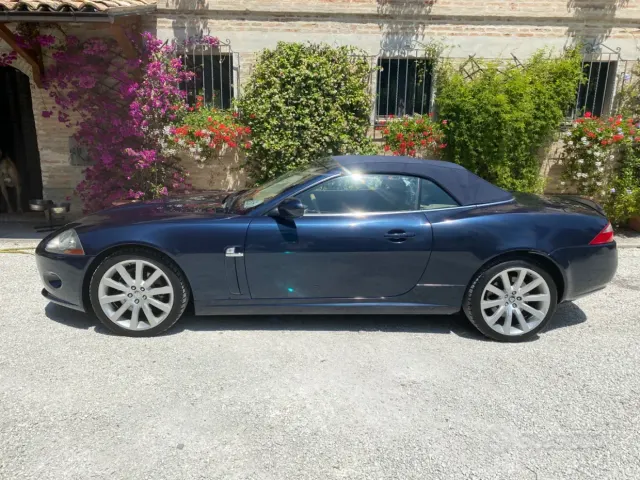 Jaguar XK/XKR (X150)