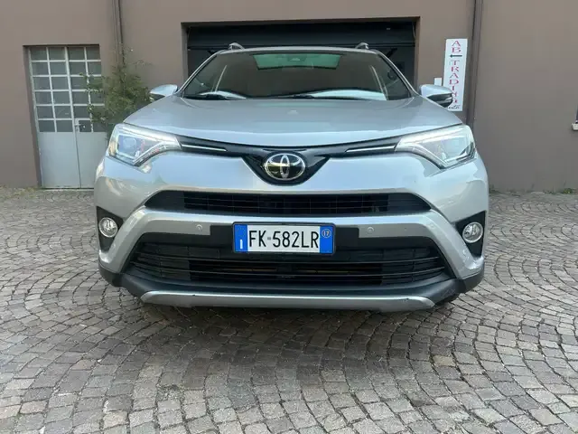 Toyota RAV 4