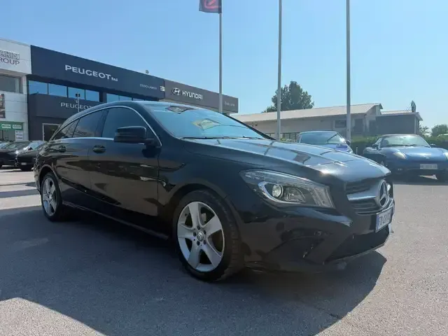 Mercedes-Benz CLA 180