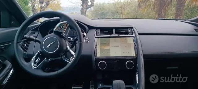 Jaguar E-Pace (X540)